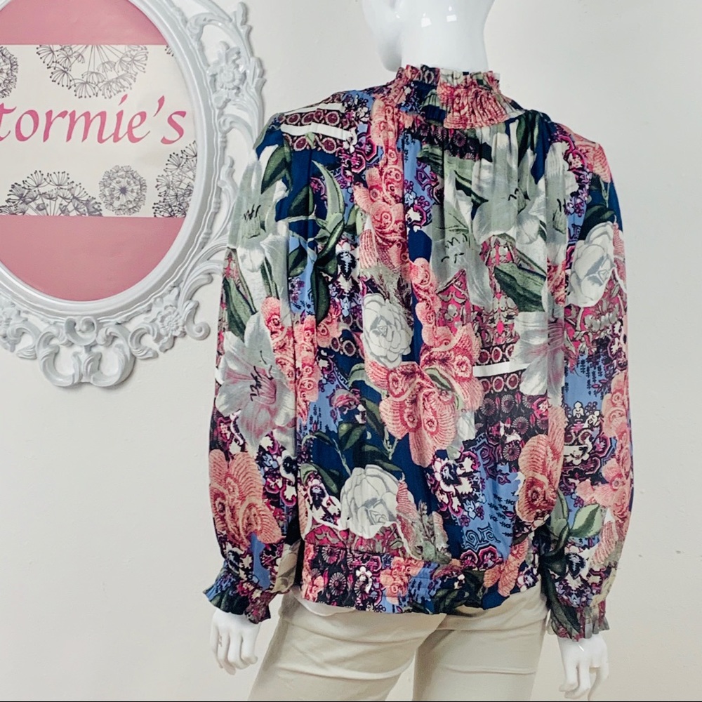 Reversible Floral Bomber Style Light Weight Jacket - Picture 6 of 8